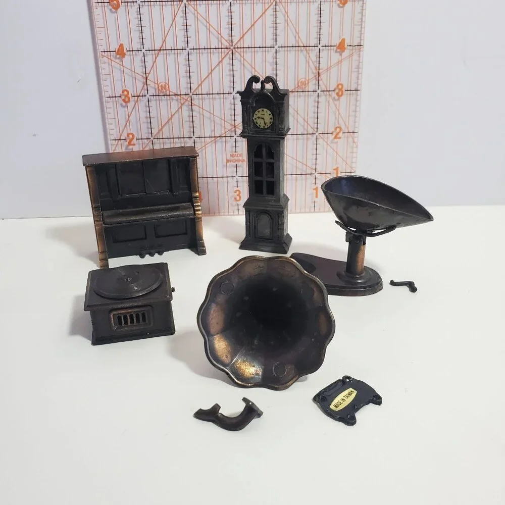 Durham Industries 70s Dollhouse Furniture Lot Diecast Metal Parts Only - Picture 2 of 14